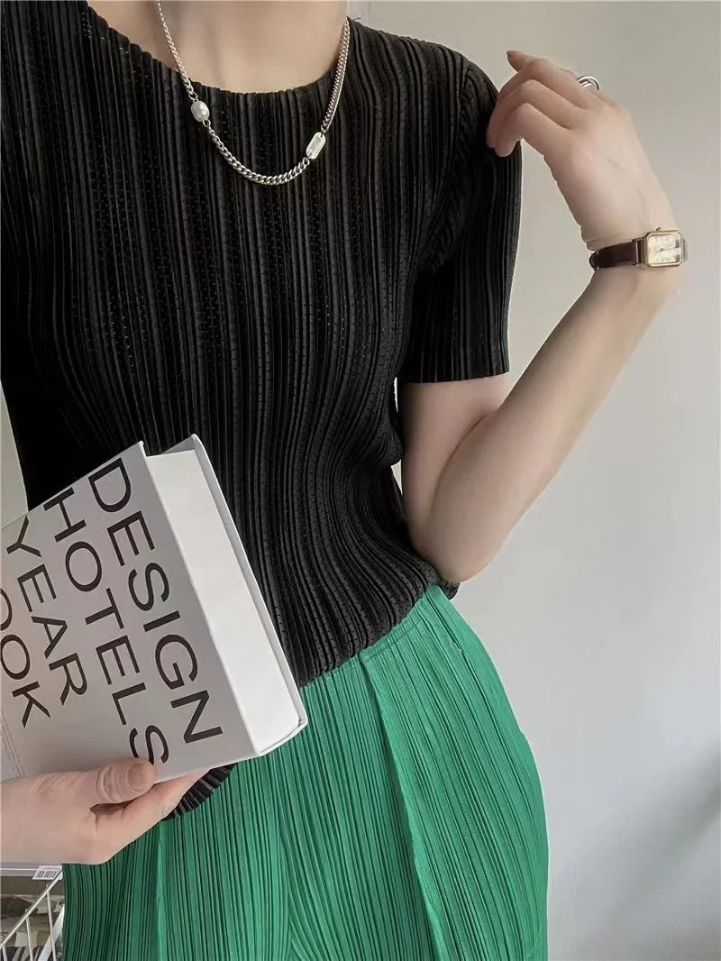 Women’s Pleated Short Sleeve Top Stylish Casual Fashion Shirt